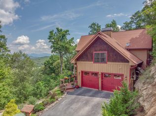 745 Scutter Ln, Franklin, NC 28734