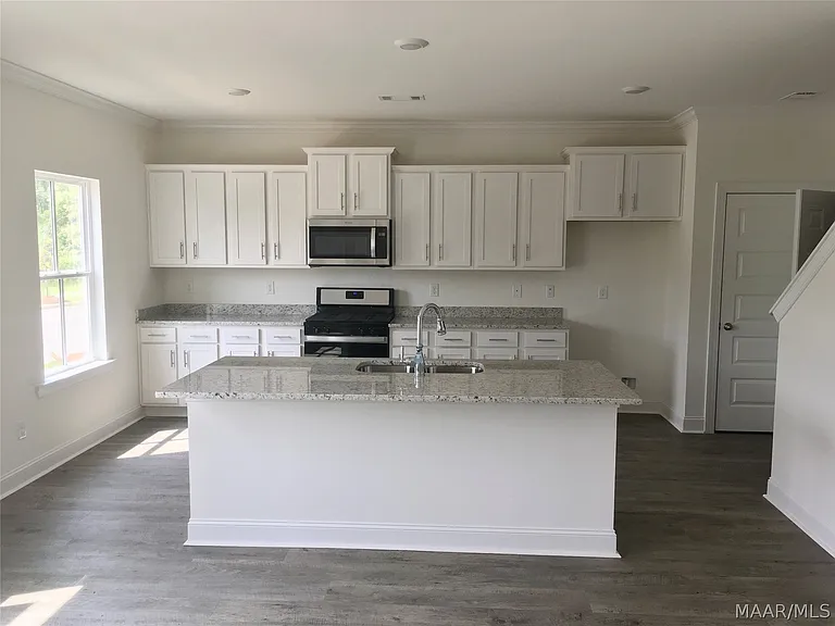 5206 Pike Loop — Photo 4