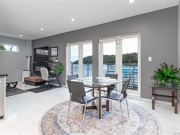 3rd image of 1250 Stewart Ave #401