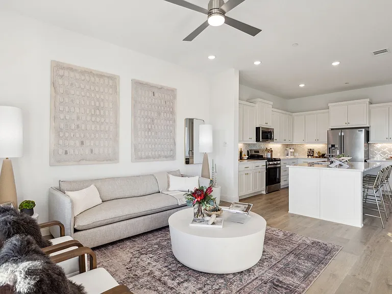 15832 Millwood Trl — Photo 7