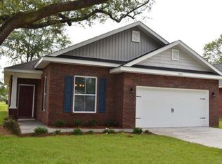 10554 Millbrook Dr, Pensacola, FL 32534