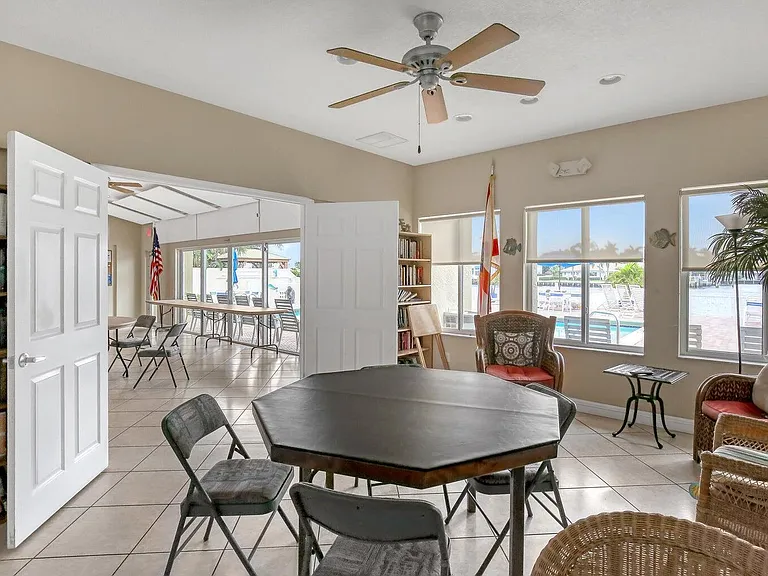 650 Snug Harbor Dr #G301 — Photo 26