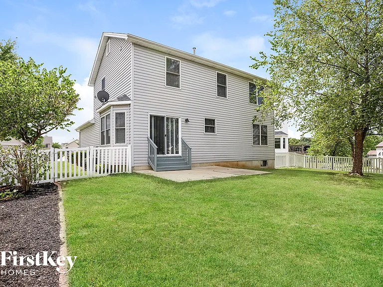 128 Homefield Lake Ct — Photo 14