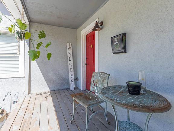 3rd image of 455 N Roop St