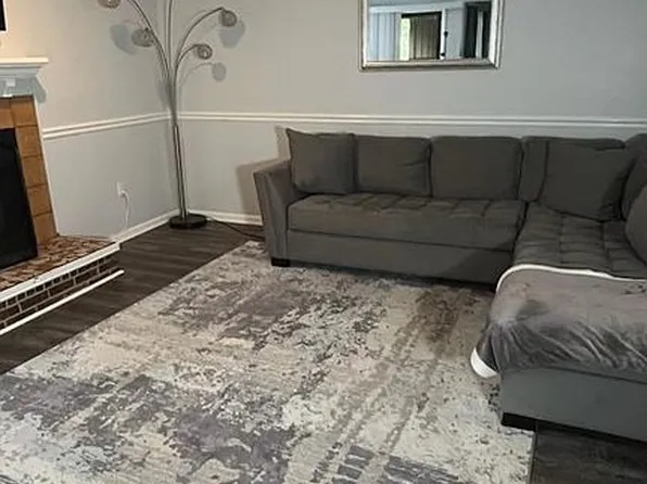 7223 Winery Ln, Charlotte, NC 28227