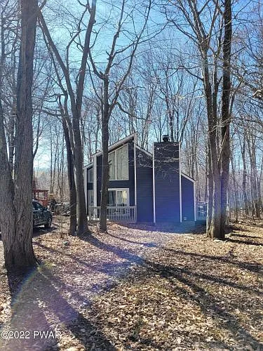 3510 Peak Dr photo 1