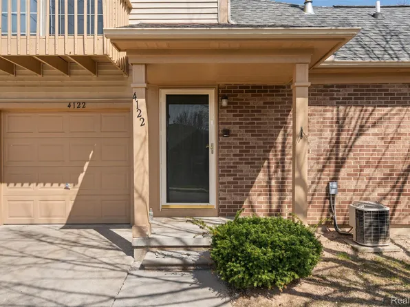 4122 Stonebridge, Holly, MI 48442