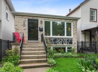 2713 N Avers Ave, Chicago, IL 60647