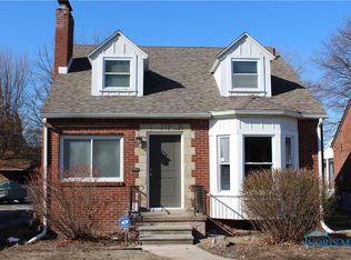 3927 Elmhurst Rd, Toledo, OH 43613