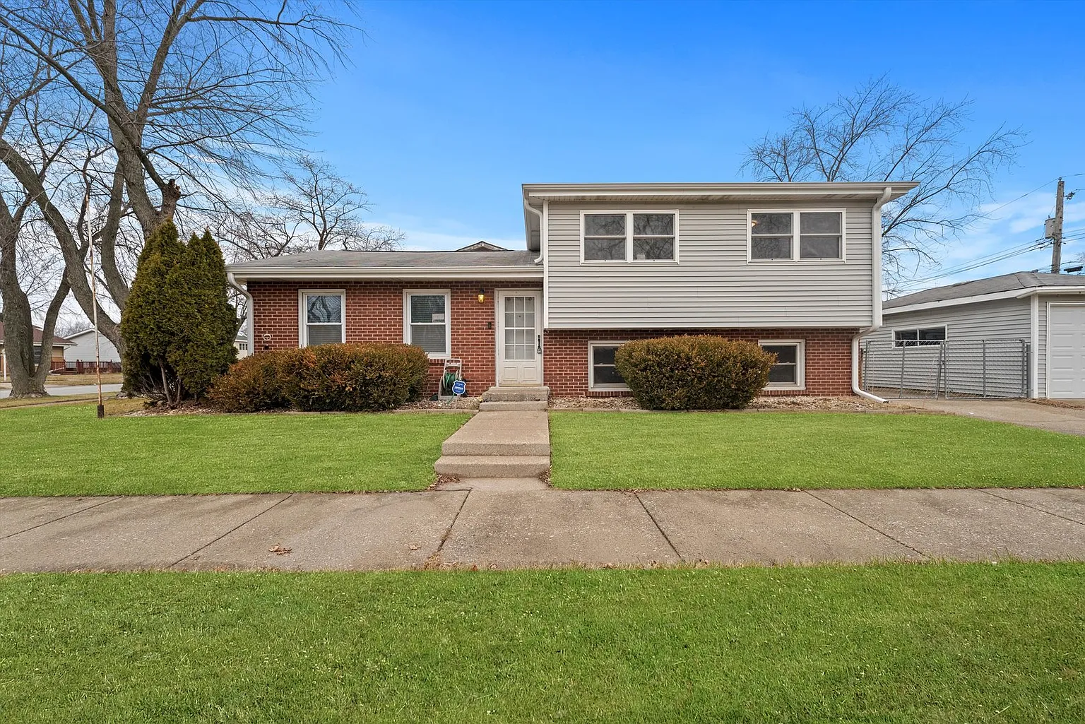 445 Parnell Ave photo 1