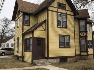 141 Hinsdell Pl APT 4, Elgin, IL 60120