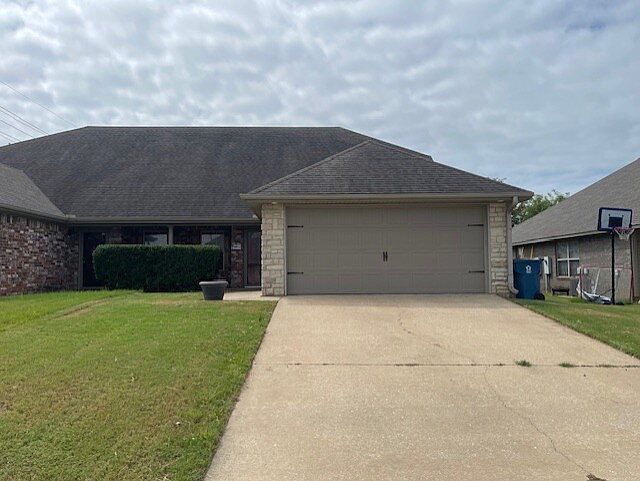 1st image of 2901 SW Windrift Ave #2