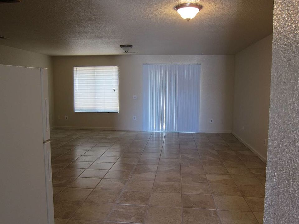 1st image of 600 S Sierra Ave APT 2
