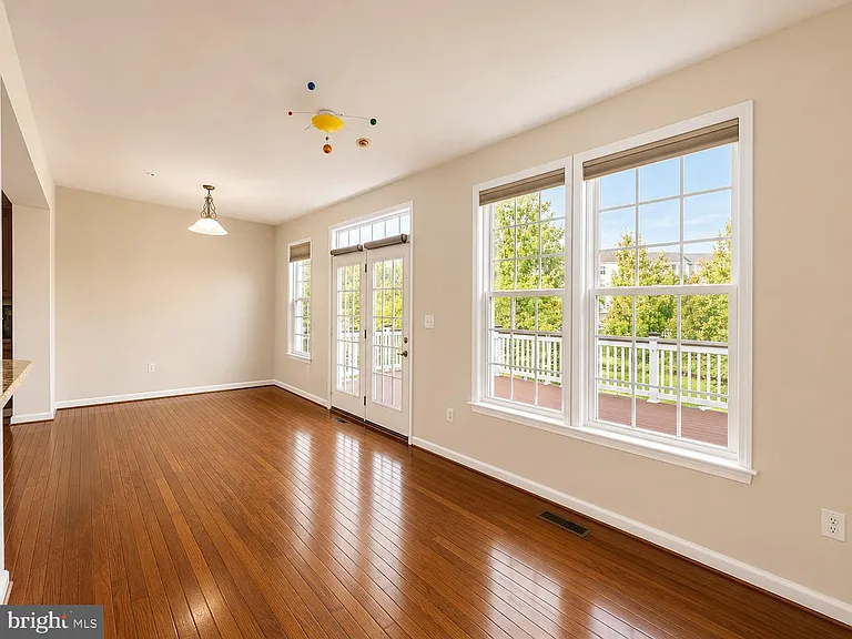 22605 Winding Woods Way — Photo 10