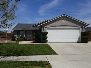 146 Rio Grande St, Tulare, CA 93274