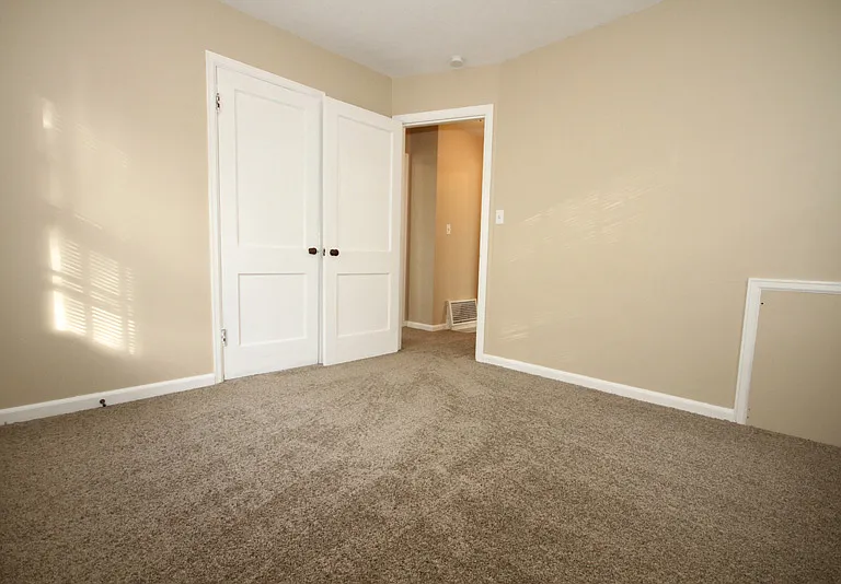109 Sunset Dr — Photo 15