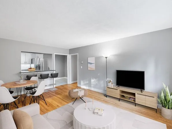 11 Cogswell Ave APT 16, Cambridge, MA 02140