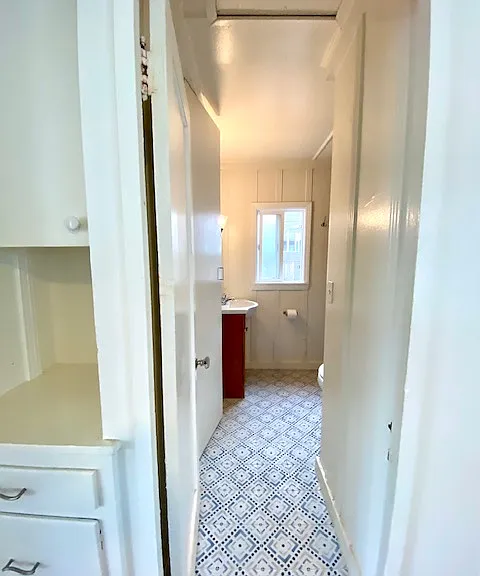 4755 Newport Ave — Photo 11
