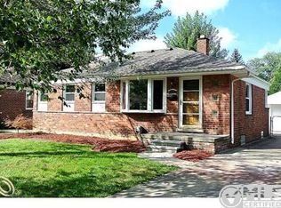 10051 Seltzer St, Livonia, MI