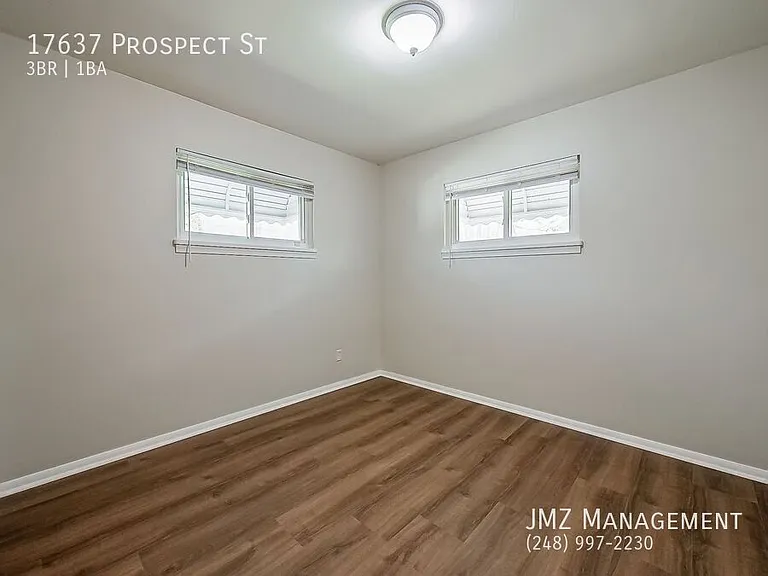 17637 Prospect St — Photo 11