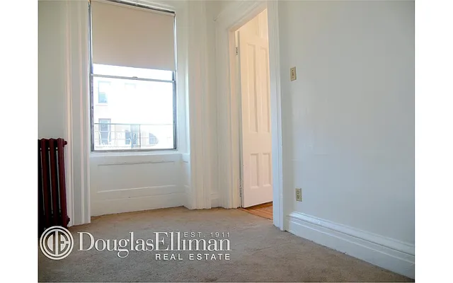 Rented by Douglas Elliman | media 31