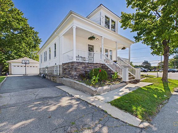 2nd image of 7 Coolidge St