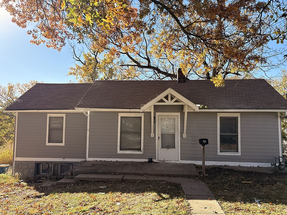1st image of 182 Novak St