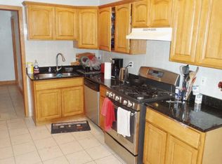 25 Gibbs St #1, Brookline, MA 02446