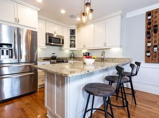 110 Park St APT 5, West Roxbury, MA 02132