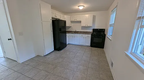 534-582 Denise Rd #580 Photo 1