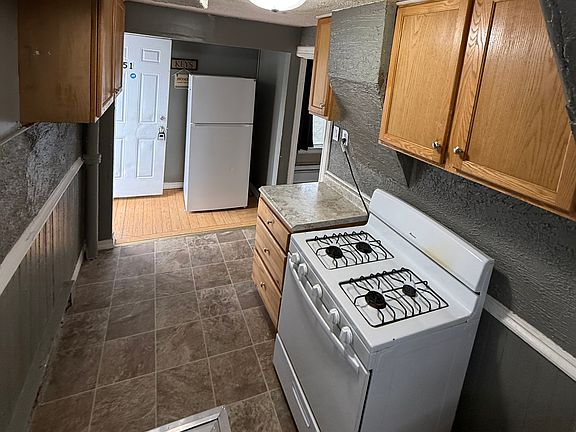 2nd image of 651 Cook Ave E #3