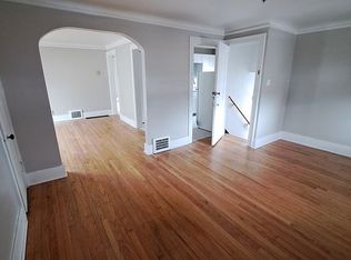 7057 Middlepointe St, Dearborn, MI 48126