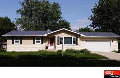 4th image of 969 Meadow Ln