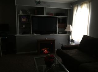 6908 Root Rd, North Ridgeville, OH 44039