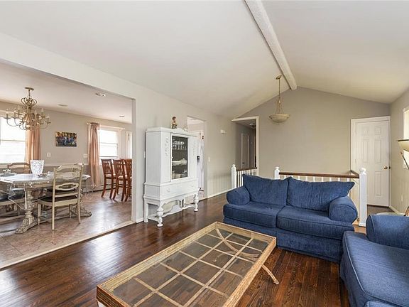 5th image of 1175 Mamaroneck Ave