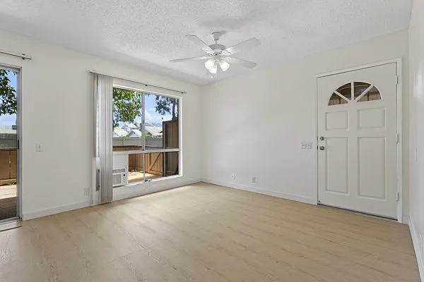 91-1239 Puamaeole St #28D — Photo 5