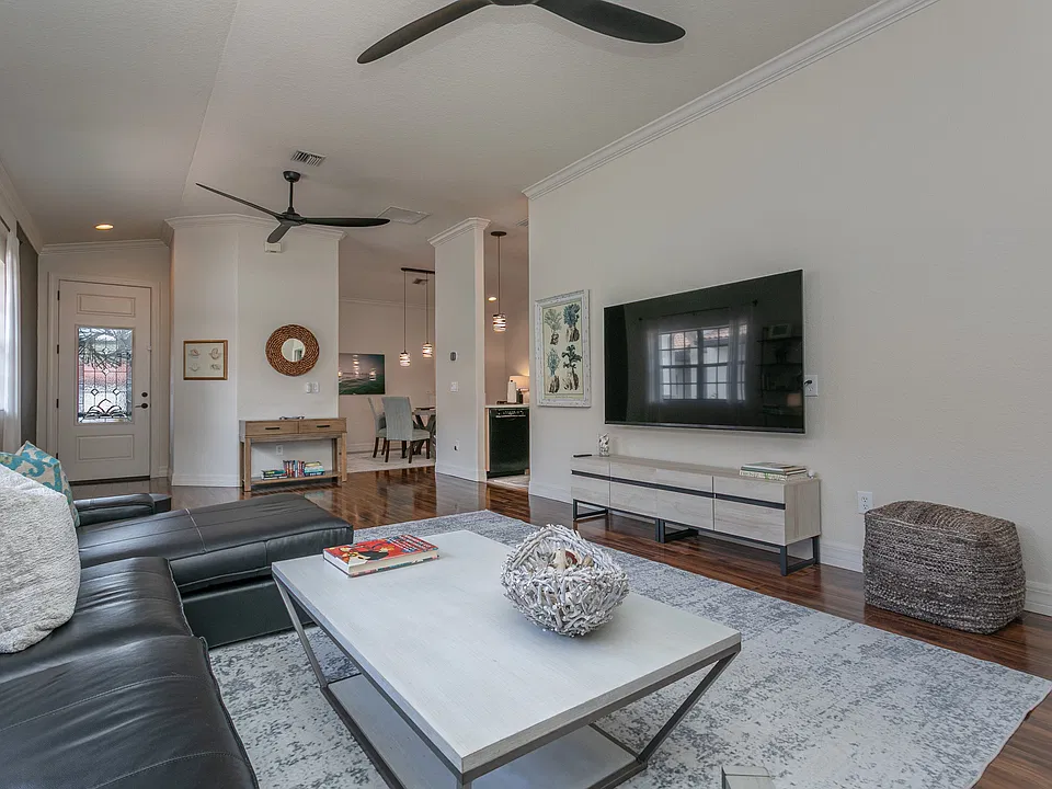 112 Preserve Pl