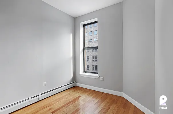 Rented by REZI | media 4