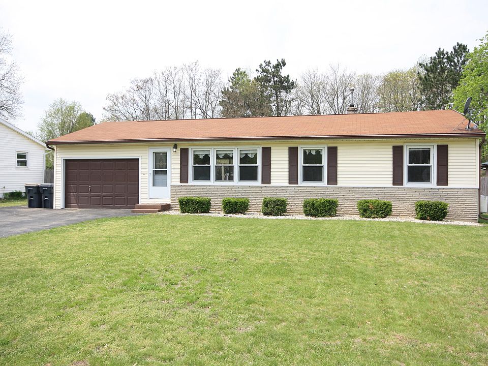 1st image of 55684 Giddings Ct
