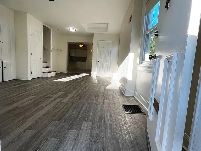 4467 Fleming St — Photo 24
