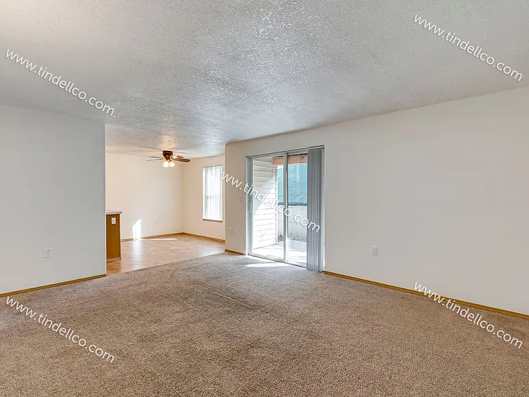 13738 NE Glisan St #3 — Photo 20