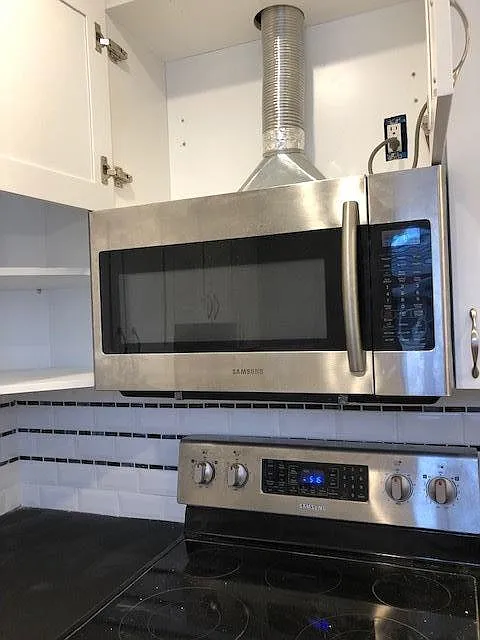 2 bed, 2.0 bath, 883 sqft, $1,600 — Photo 3