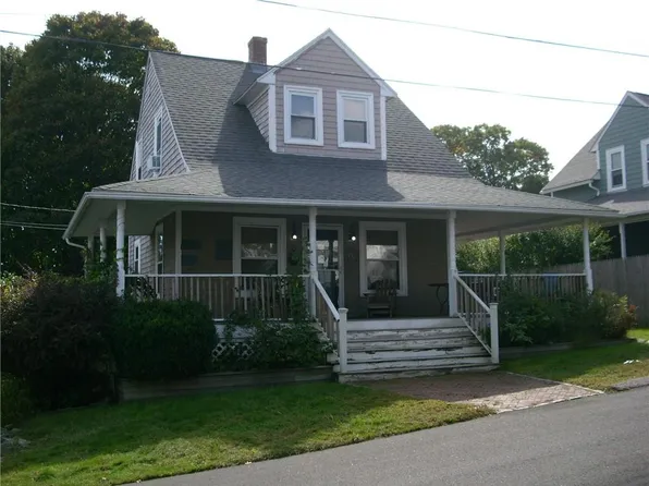 34 Chapin Ave, Warwick, RI 02889
