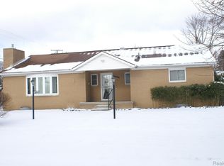 28664 Fernwood St, Inkster, MI 48141