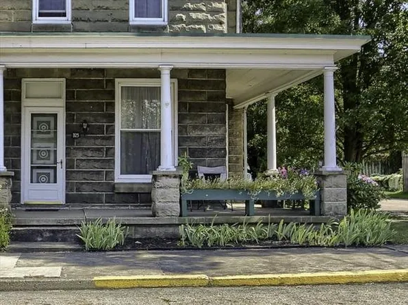 325 Spruce St, Lykens, PA 17048