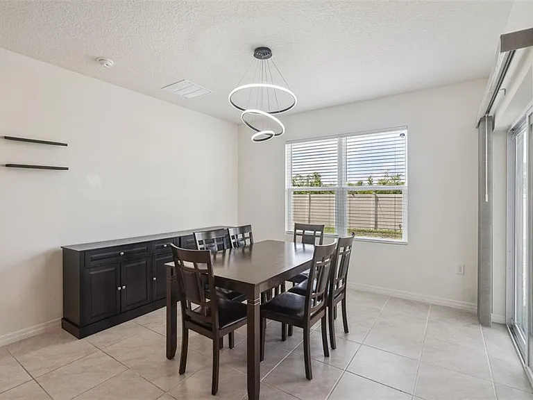 544 Park Place Blvd — Photo 11