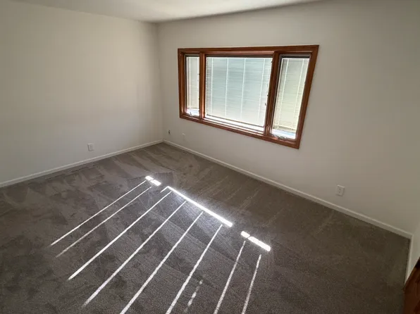 2 E La Diosa Dr, Tempe, AZ 85282