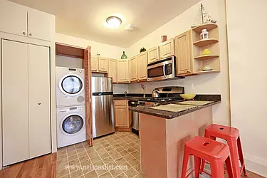 Rented by Nelson Aybar, LREB