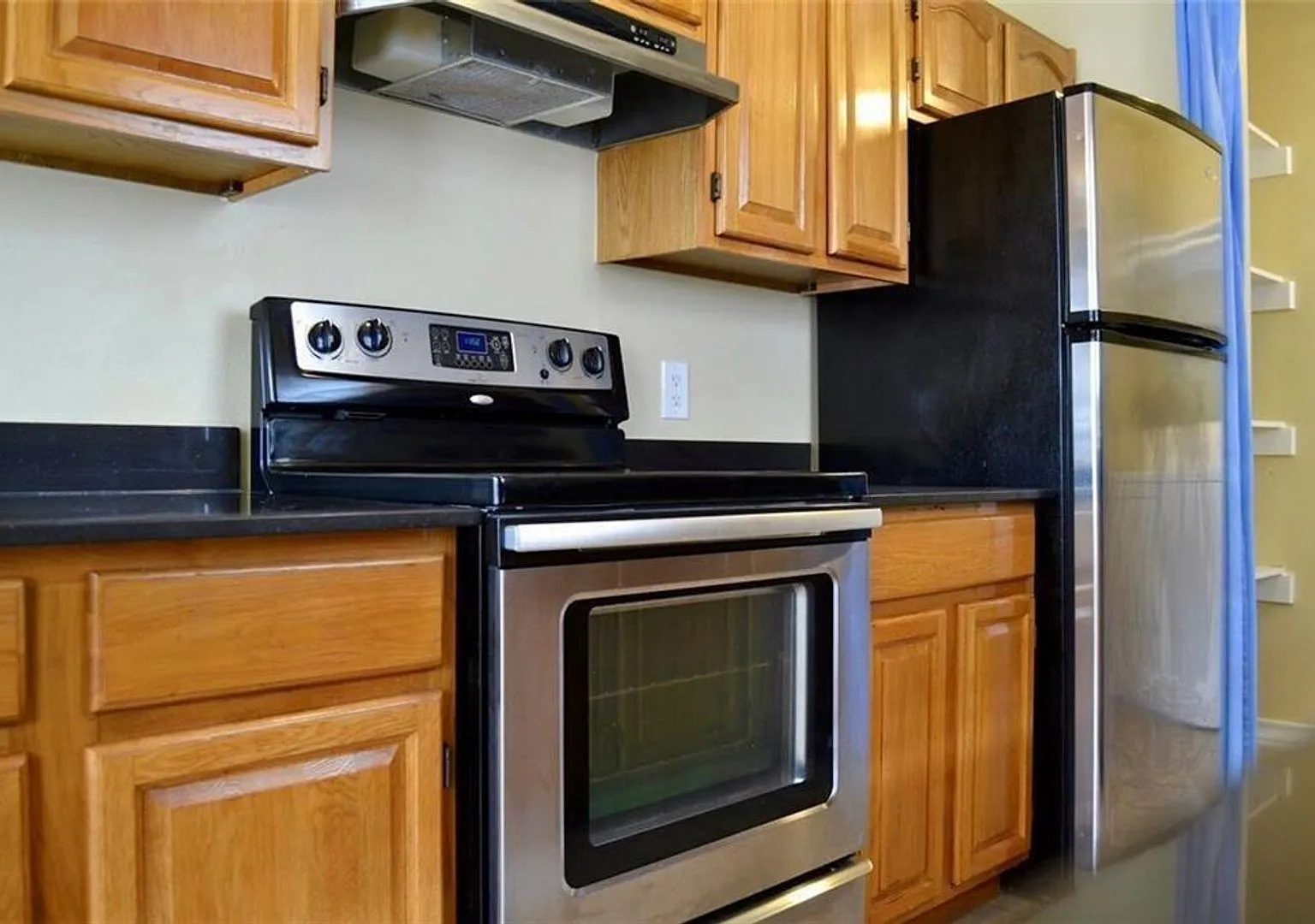 3111 E 13th St Unit B — Photo 3