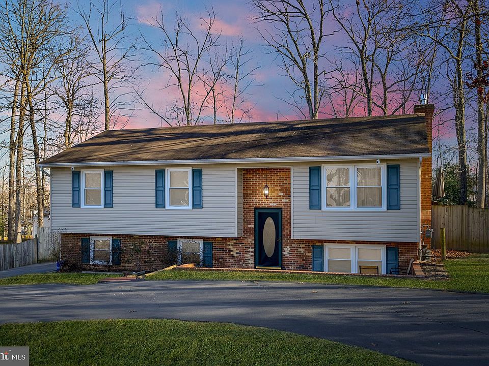 1st image of 441 Laurel Ave